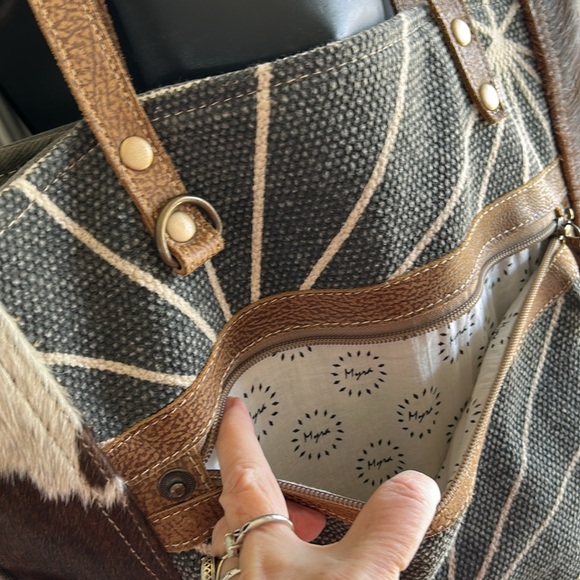 MYRA BAG LEATHER WEEKENDER FASHION LEATHER LARGE HANDBAG - Picture 2 of 14